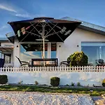 Nyaraló 21,22 Albena Sea View *