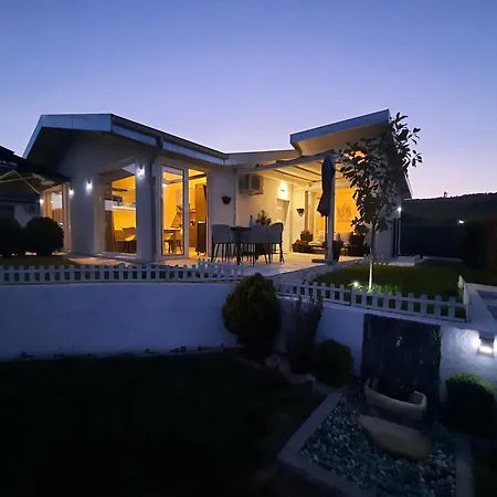 21,22 Albena Sea View * Rogachevo